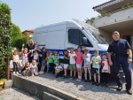 Posjet policajaca vrtiću Slika 1